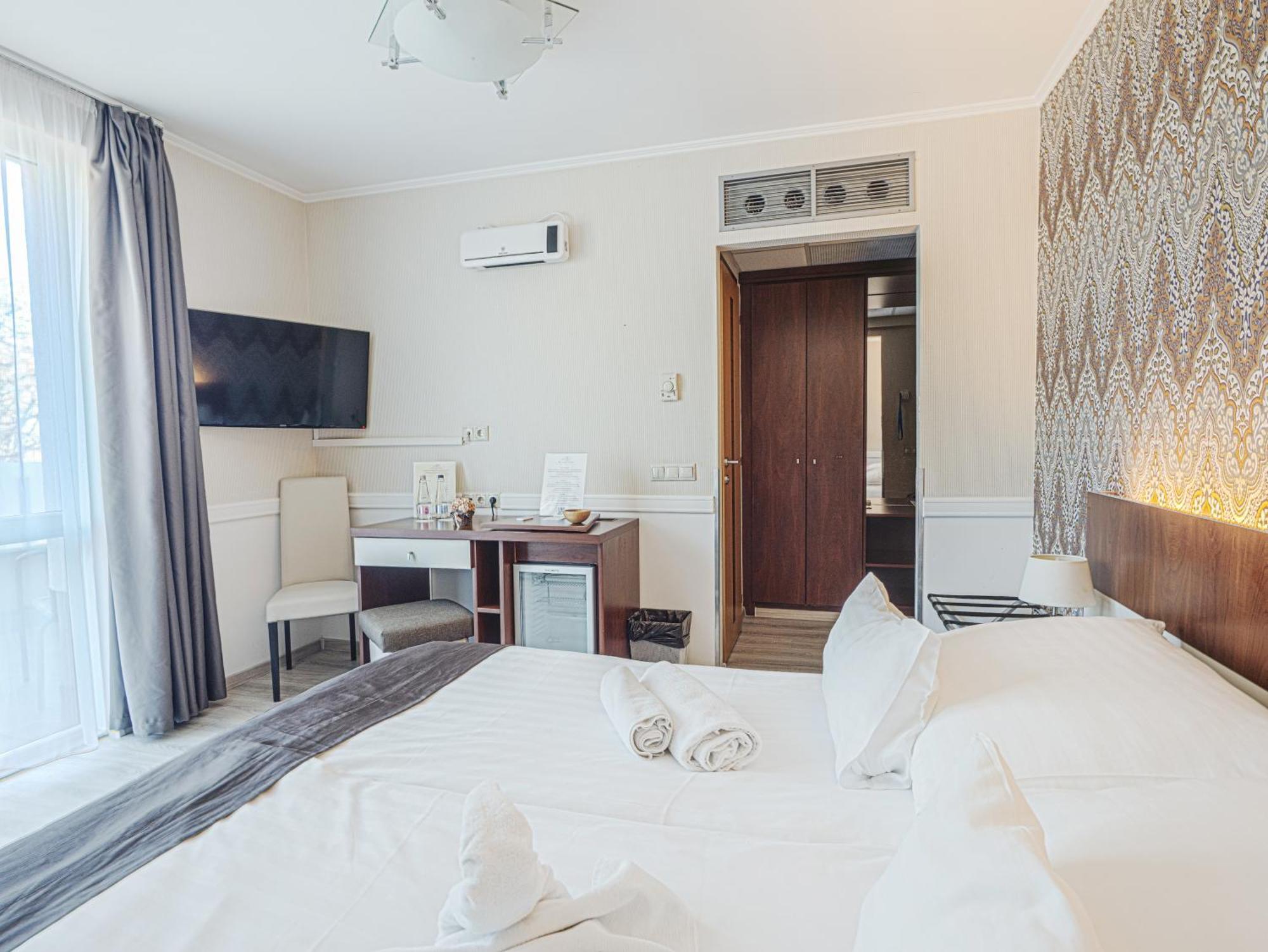 Holiday Beach Budapest Wellness Hotel With Sauna Park Exterior foto