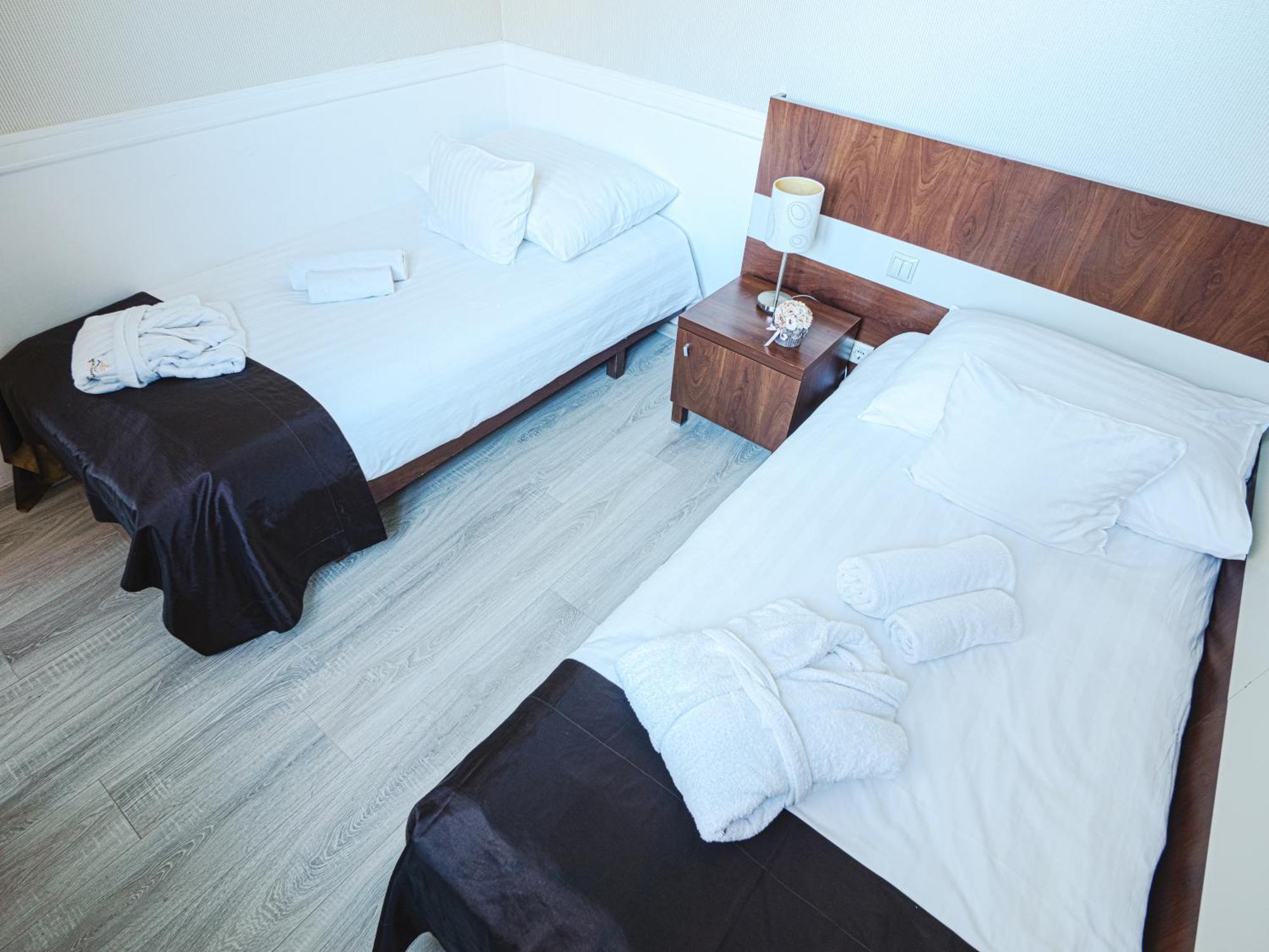 Holiday Beach Budapest Wellness Hotel With Sauna Park Exterior foto