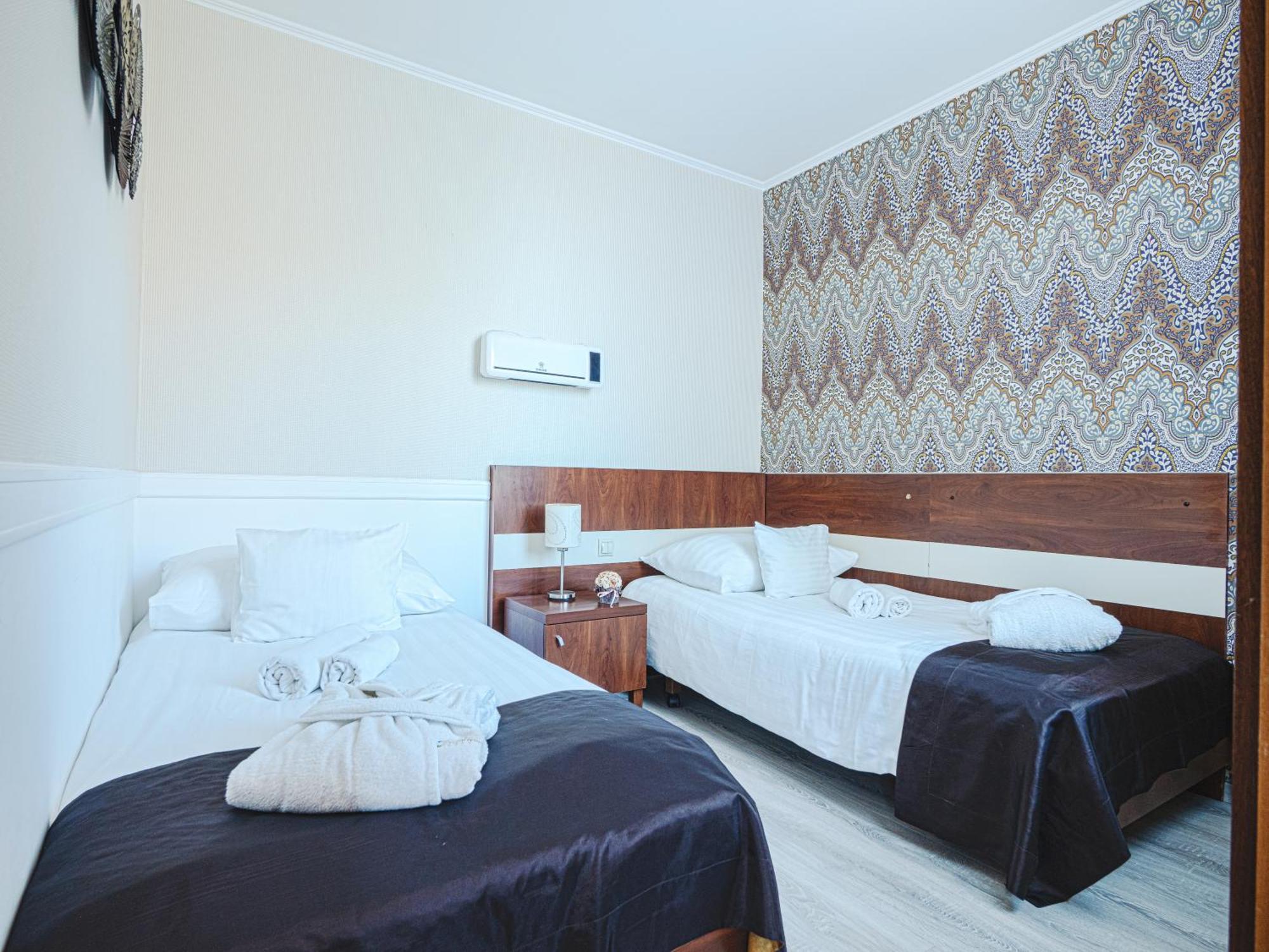 Holiday Beach Budapest Wellness Hotel With Sauna Park Exterior foto